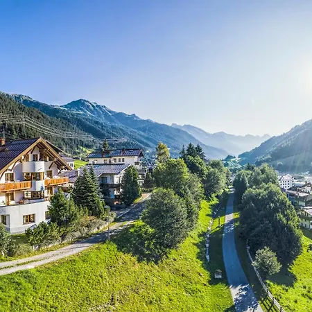 Szálloda Alpin Life Sankt Anton am Arlberg